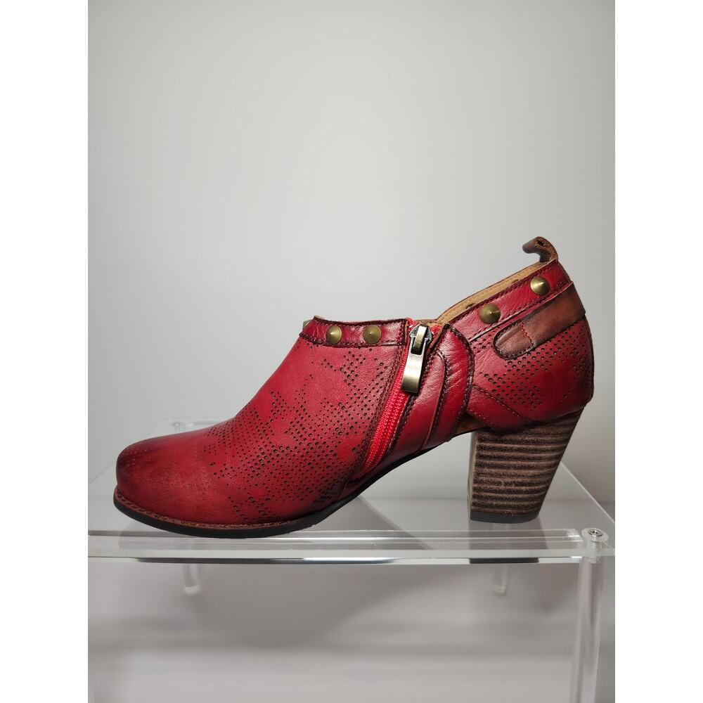 L'Artiste Womens Perforated Shooties Ankle Booties Crimson Red Leather Size 7.5 - Picture 4 of 16